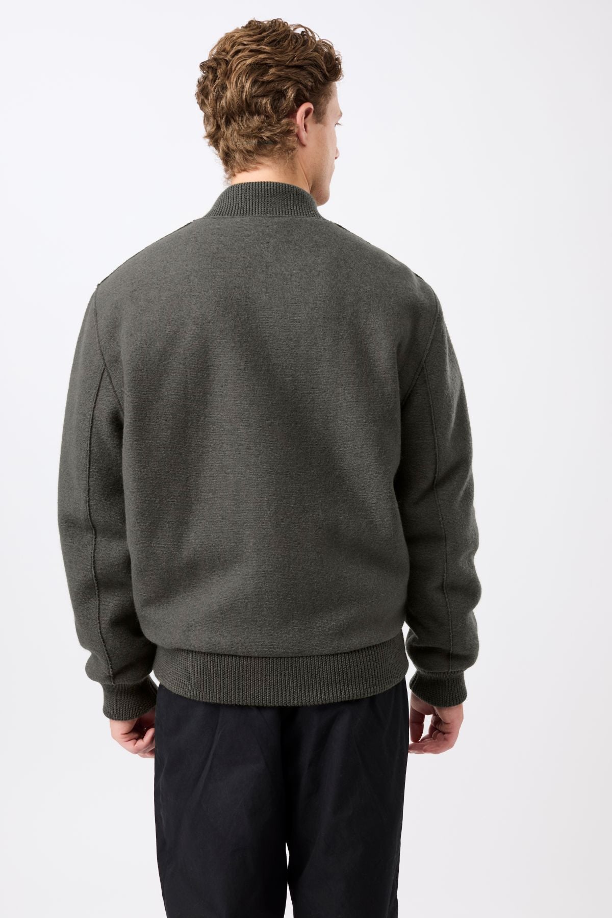 langerchen-bomber-jacke-aus-bio-wolle-platinum image 5