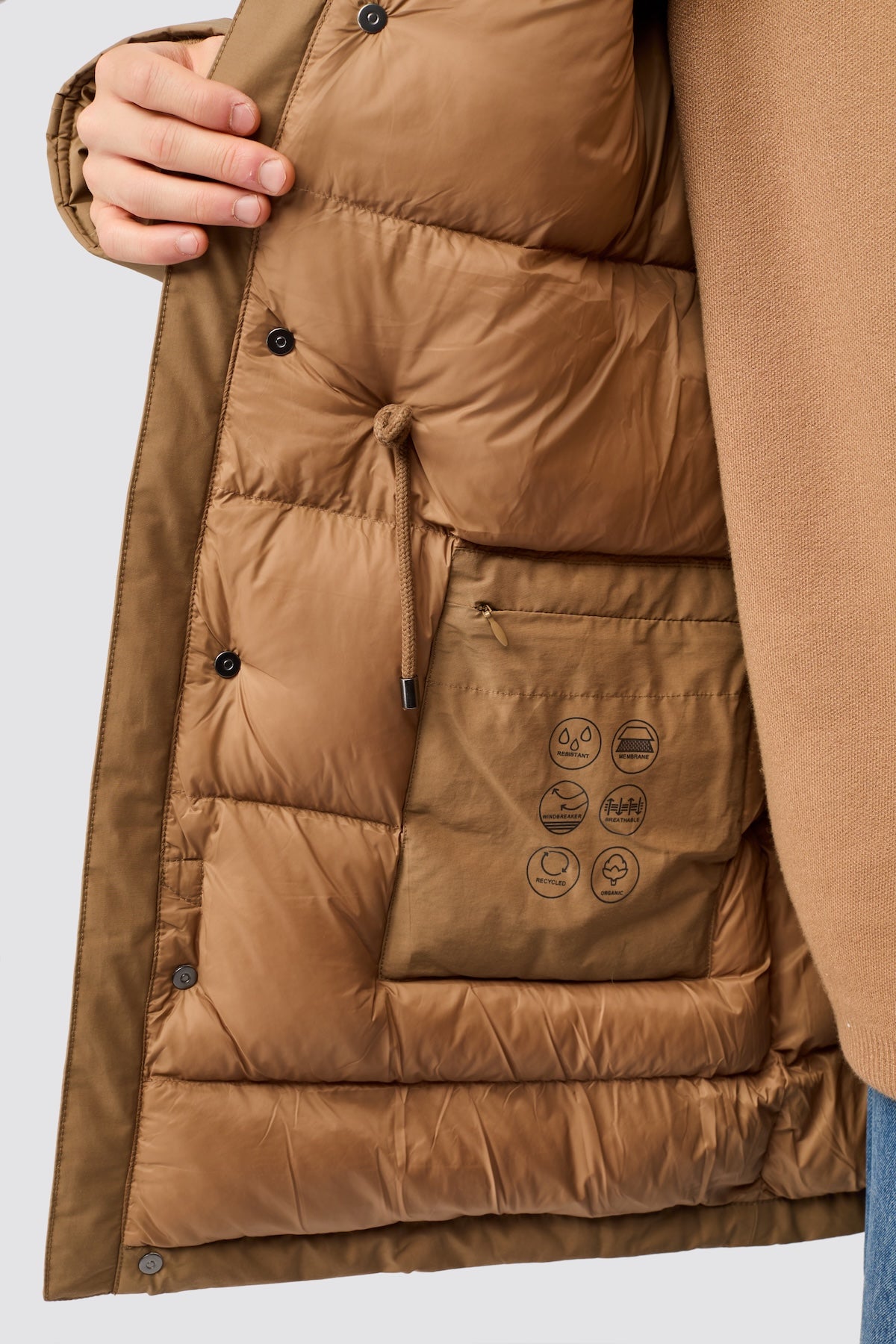 langerchen-parka-aus-eco-daune-mit-kapuze-oak image 8
