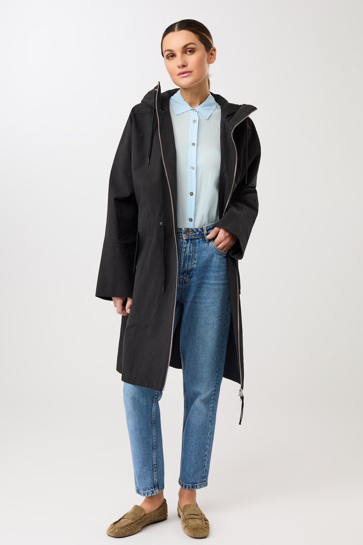 langerchen-langer-parka-black-mit-seitlichen-druckkn-pfen-und-rmelaufschlag image 3