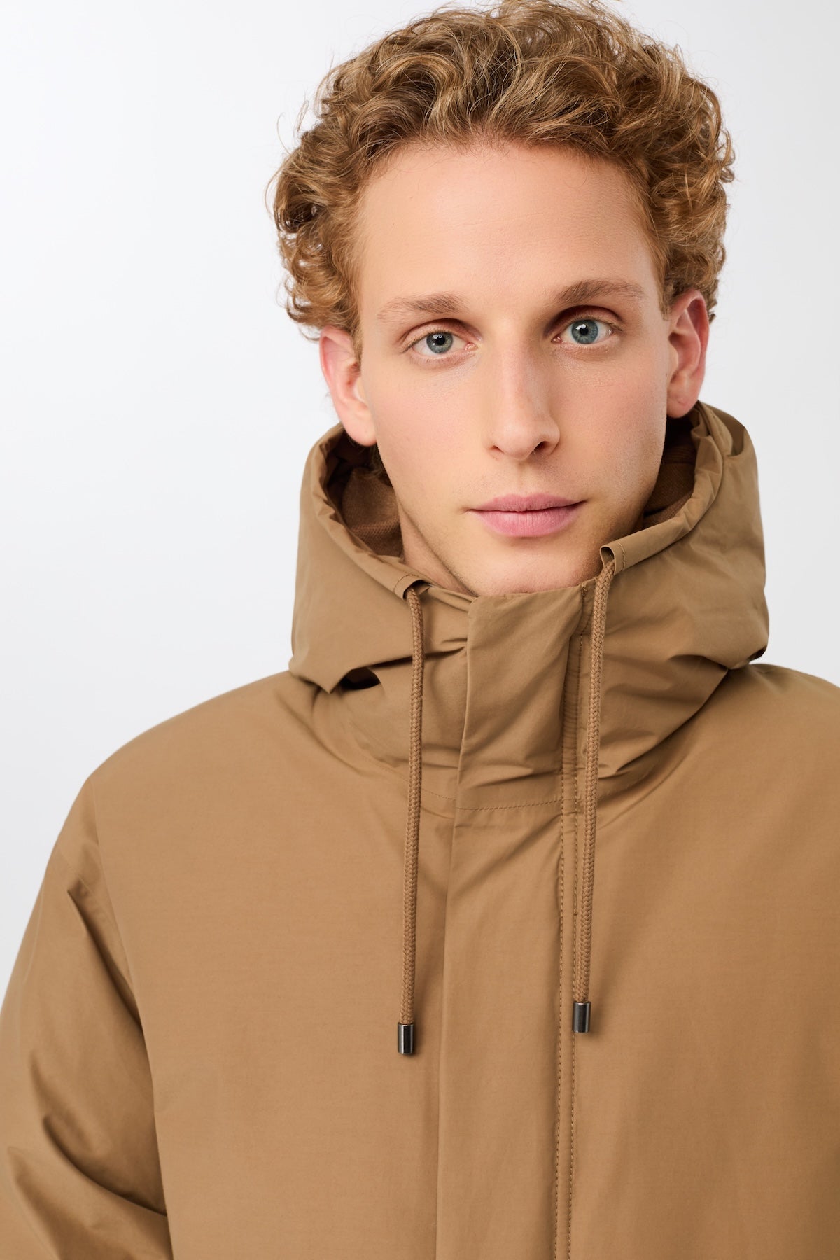 langerchen-parka-aus-eco-daune-mit-kapuze-oak image 6