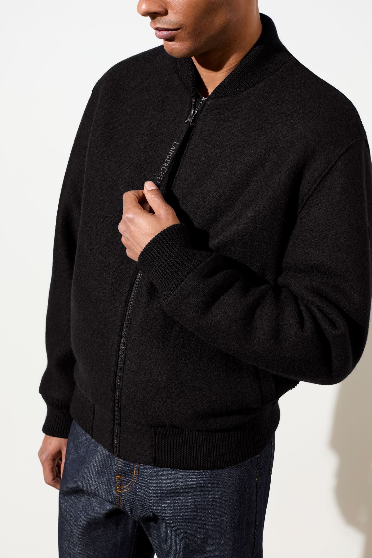 langerchen-bw21-bomberjacke-aus-bio-wolle-black image 5
