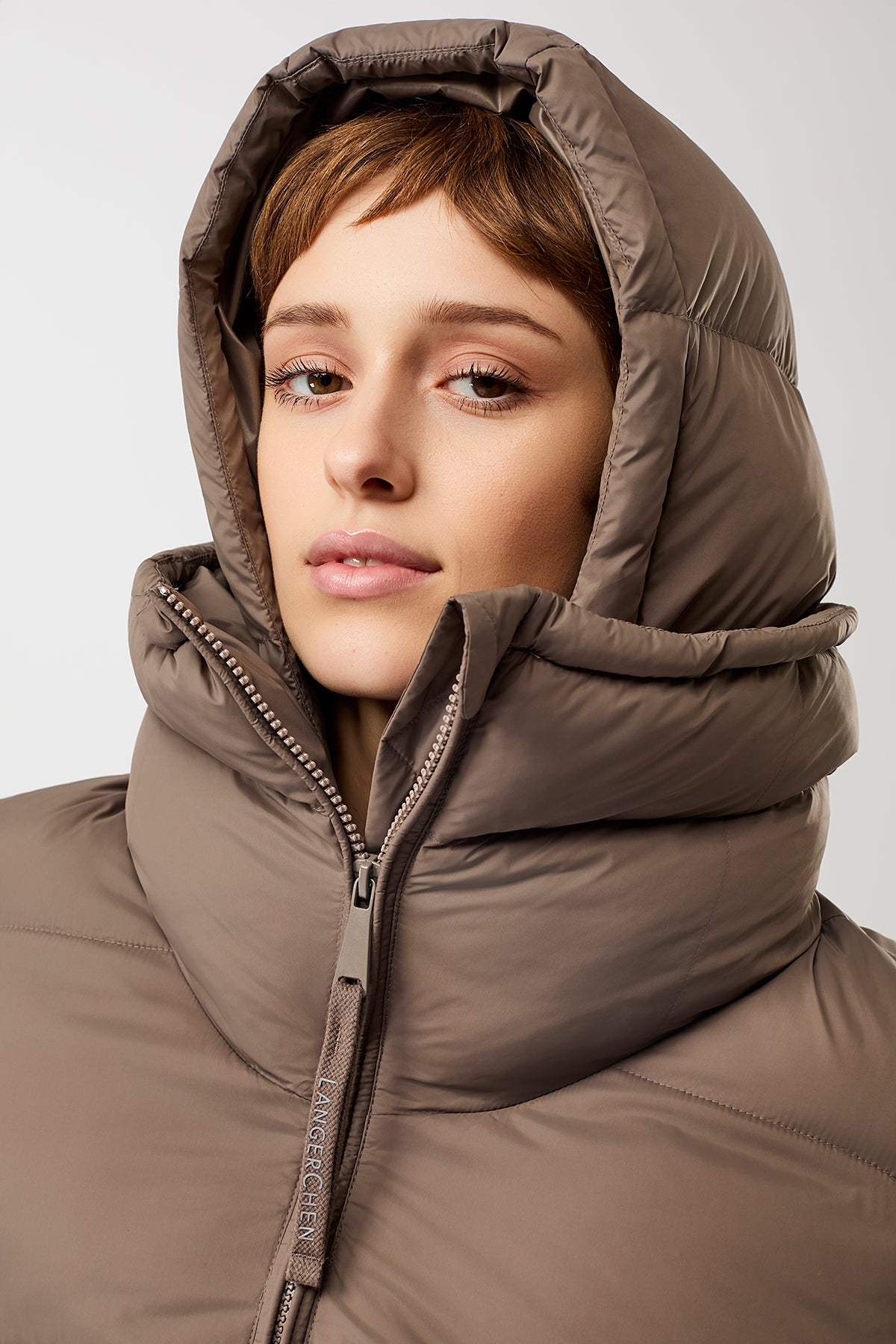 langerchen-steppjacke-concrete-mit-kapuze-damen-steppjacke image 7