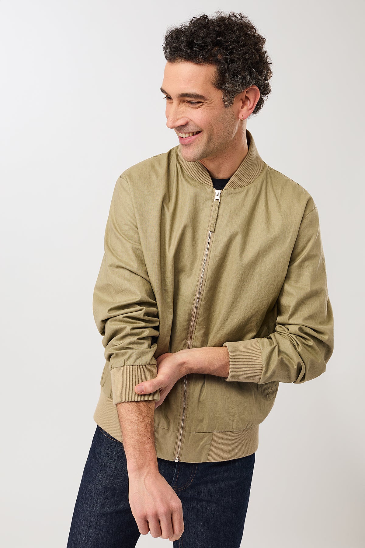 langerchen-bomberjacke-aus-beschichtetem-leinen-breeze image 3