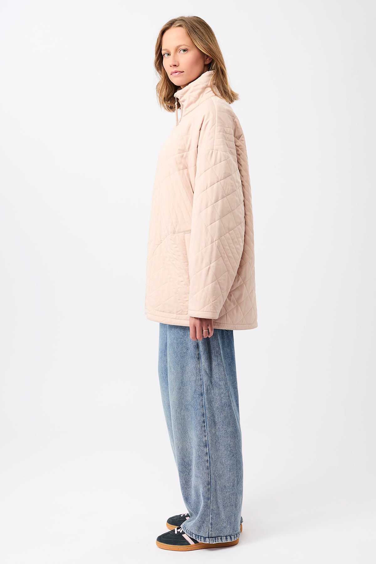 langerchen-gesteppte-jacke-aus-tencel-blush-mit-stehkragen image 2