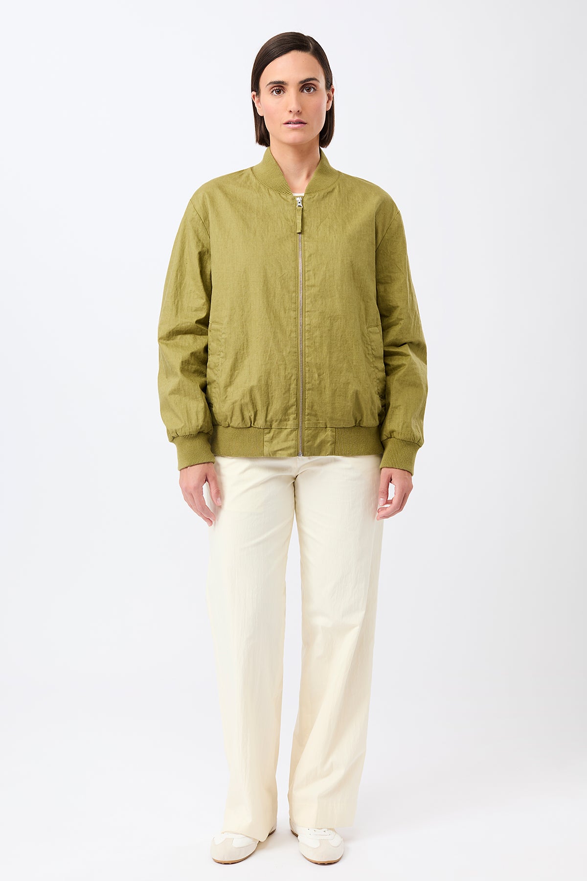 langerchen-bomberjacke-mit-seitlichen-rei-verschl-ssen-green-olive image 4
