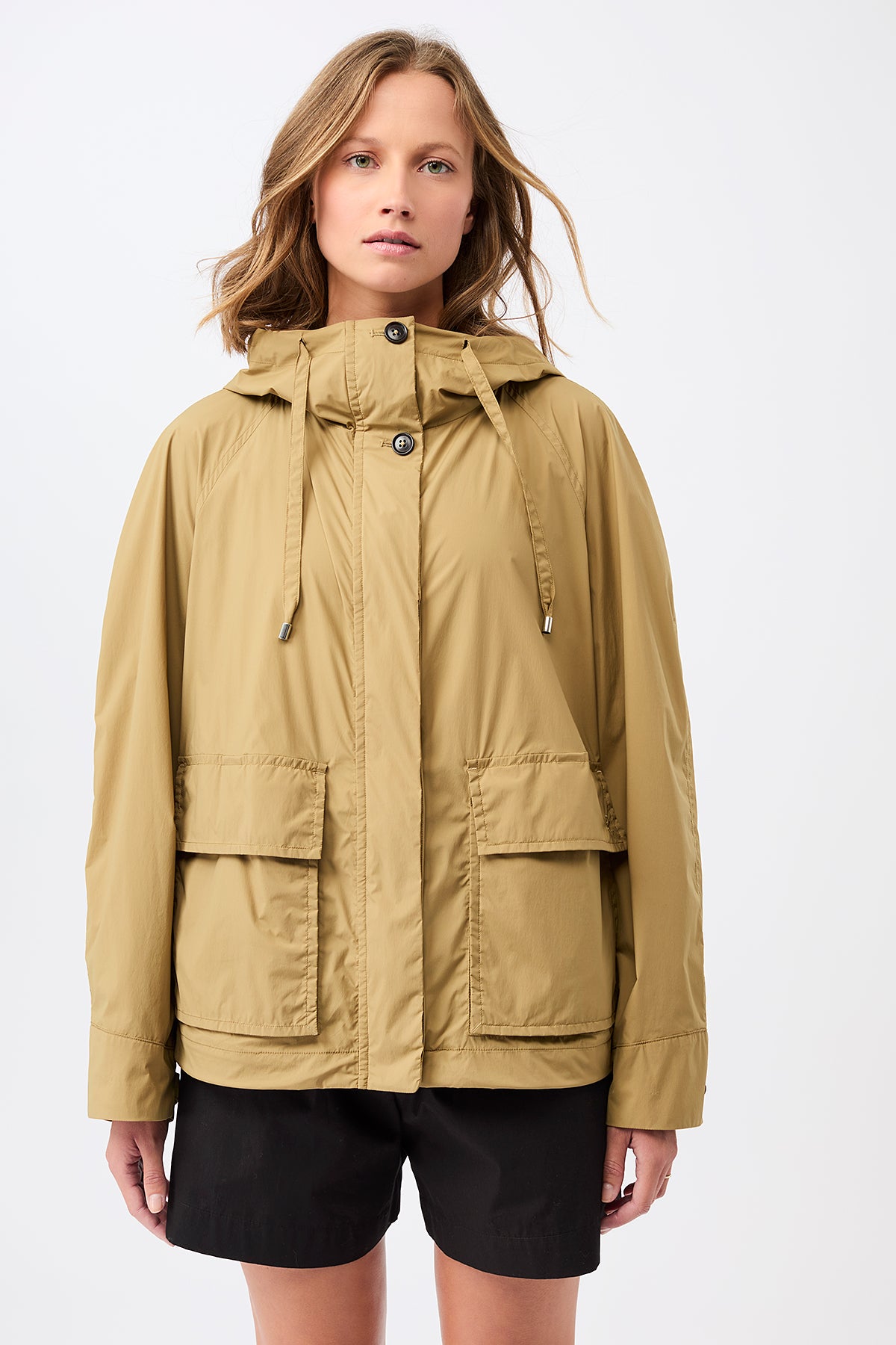 langerchen-kapuzenjacke-mit-gro-en-taschen-blouson-in-breeze image 1