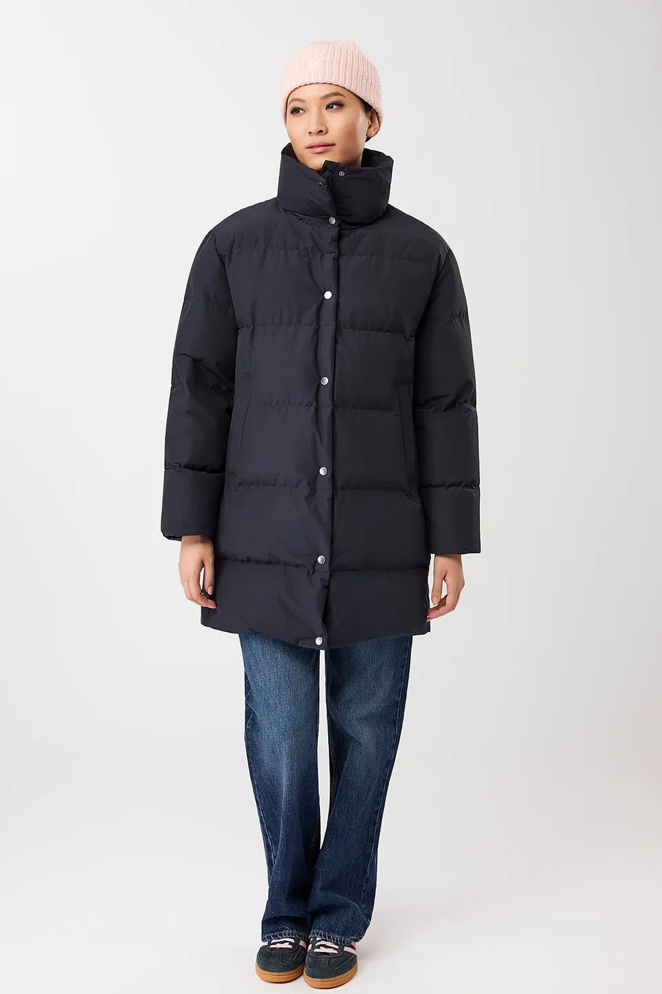 langerchen-jacke-mit-stehkragen-aus-eco-daune-navy image 1