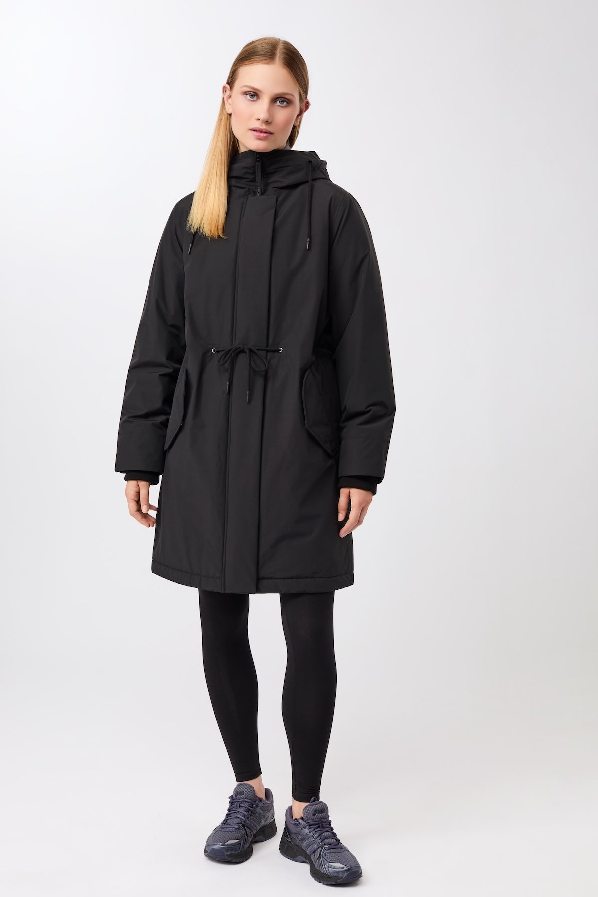 langerchen-parka-locker-geschnitten-wattiert-black-parka-schwarz image 3