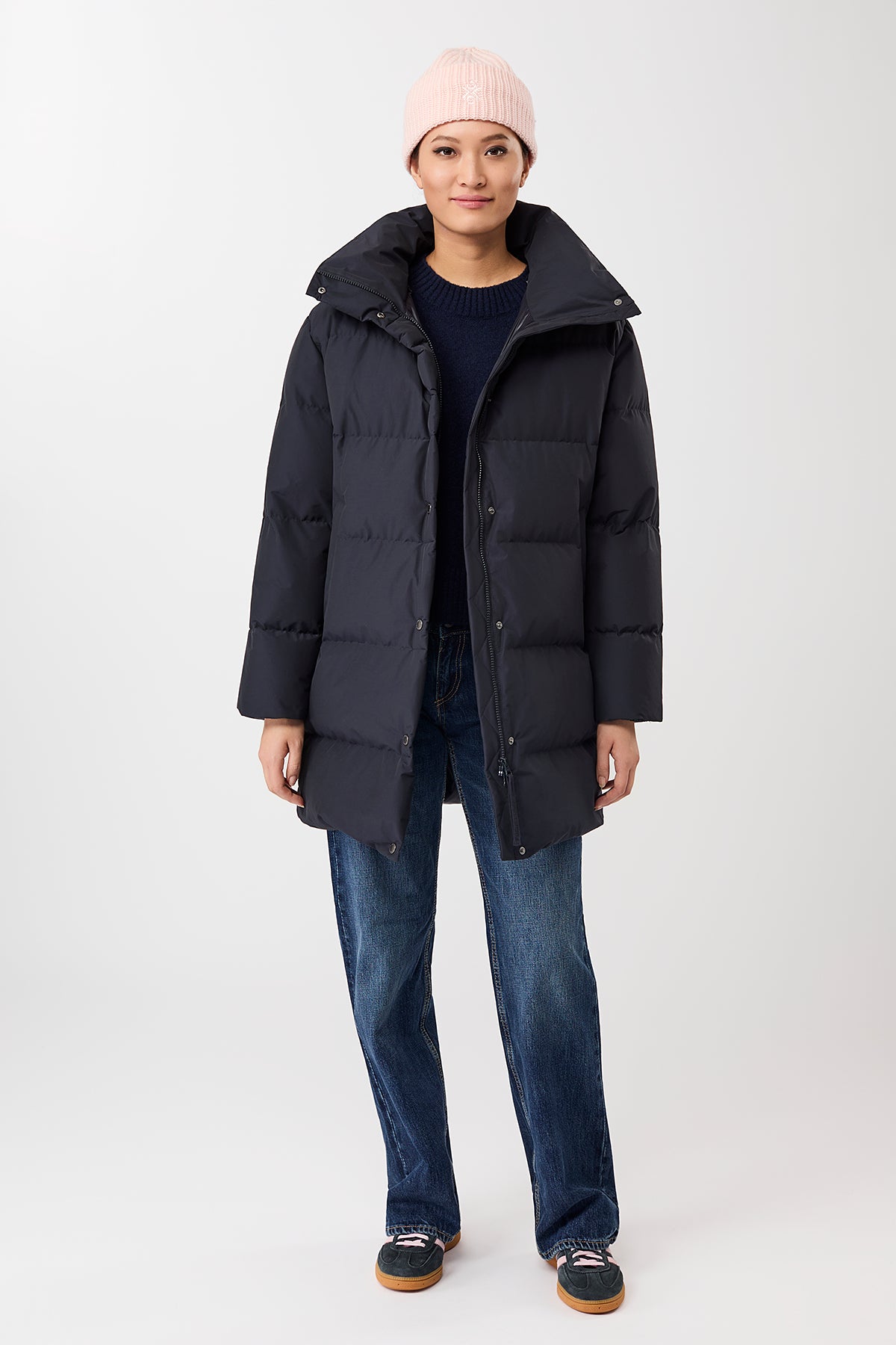 langerchen-jacke-mit-stehkragen-aus-eco-daune-navy image 2
