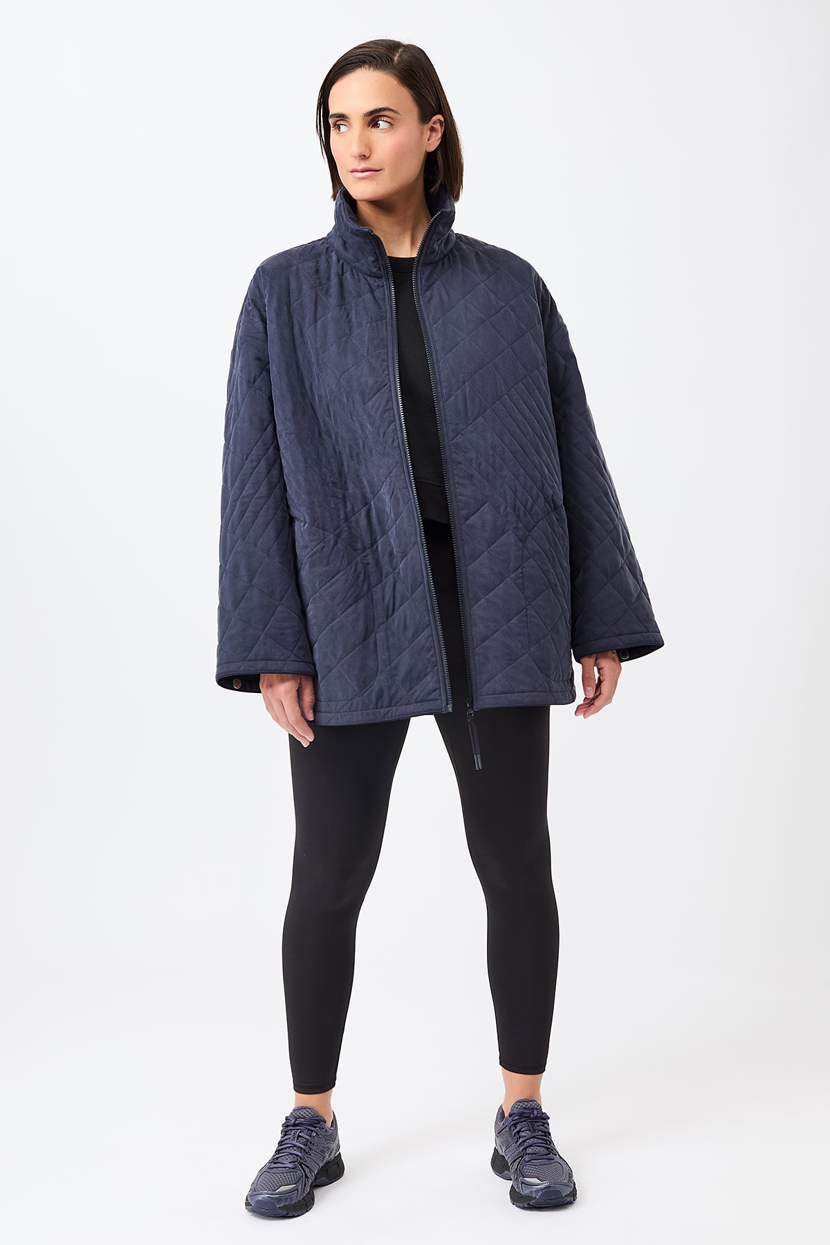 langerchen-gesteppte-jacke-aus-tencel-mit-stehkragen-navy image 6