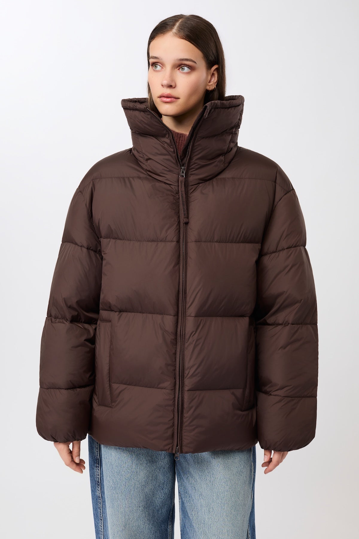langerchen-steppjacke-mit-kragen-und-abnehmbarer-kapuze-coffee image 7