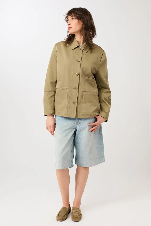 langerchen-kurze-jacke-mit-kn-pfen-leichte-jacke-in-breeze image 1