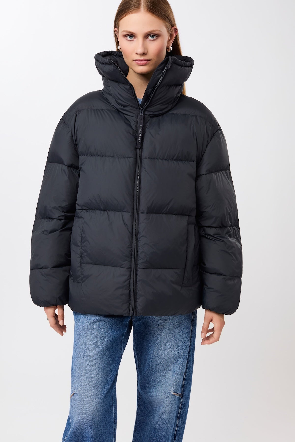 langerchen-steppjacke-mit-kragen-und-abnehmbarer-kapuze-steppjacke-in-midnight image 6
