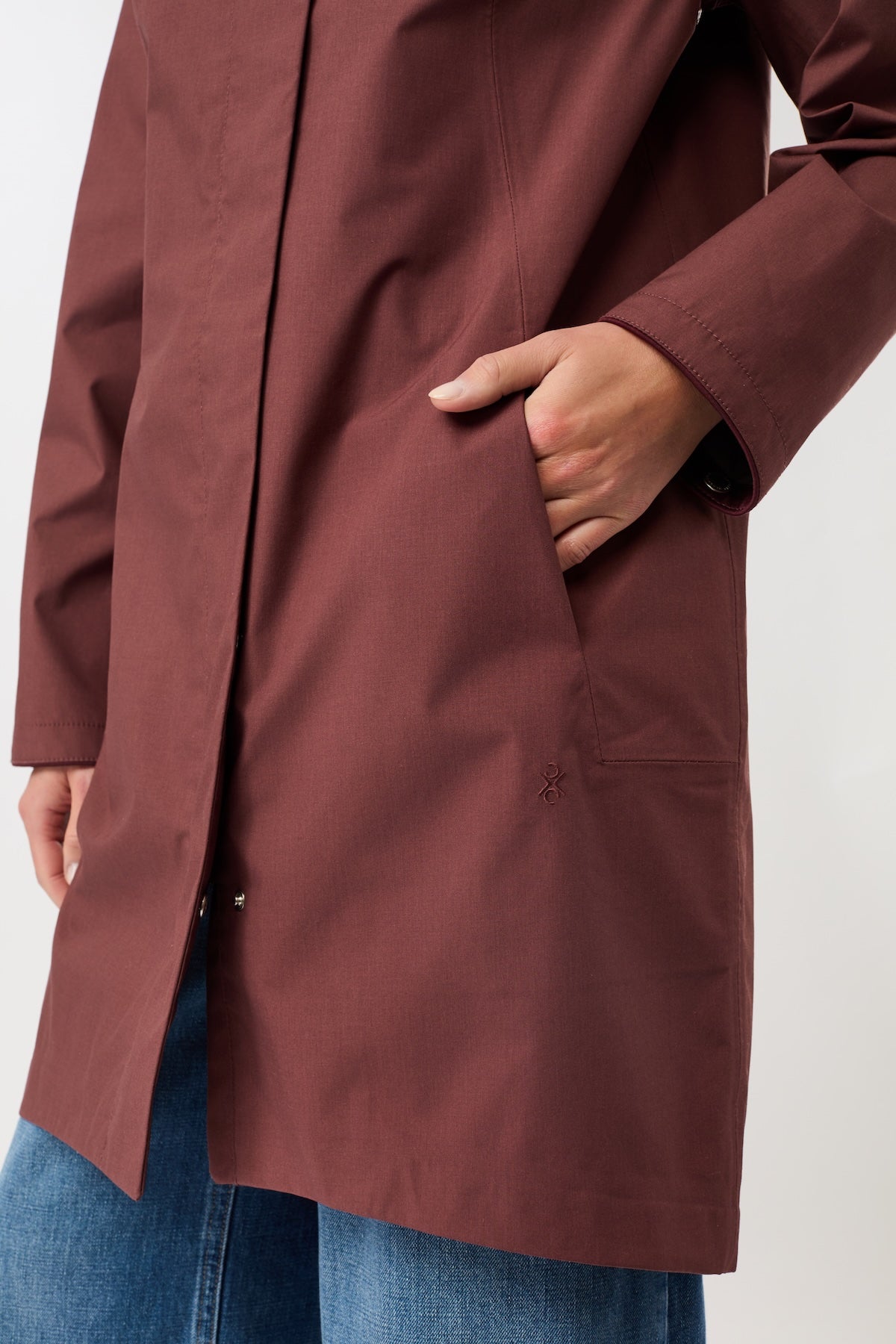 langerchen-schmaler-regenparka-mit-verdecktem-rei-verschluss-rubywood image 5