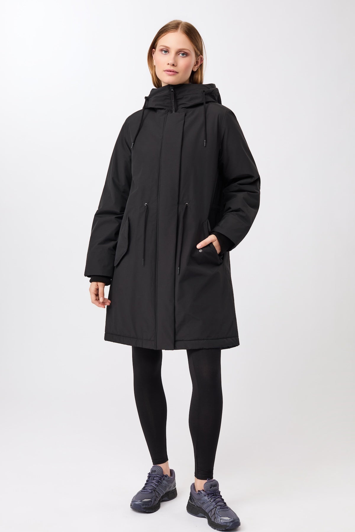 langerchen-parka-locker-geschnitten-wattiert-black-parka-schwarz image 1