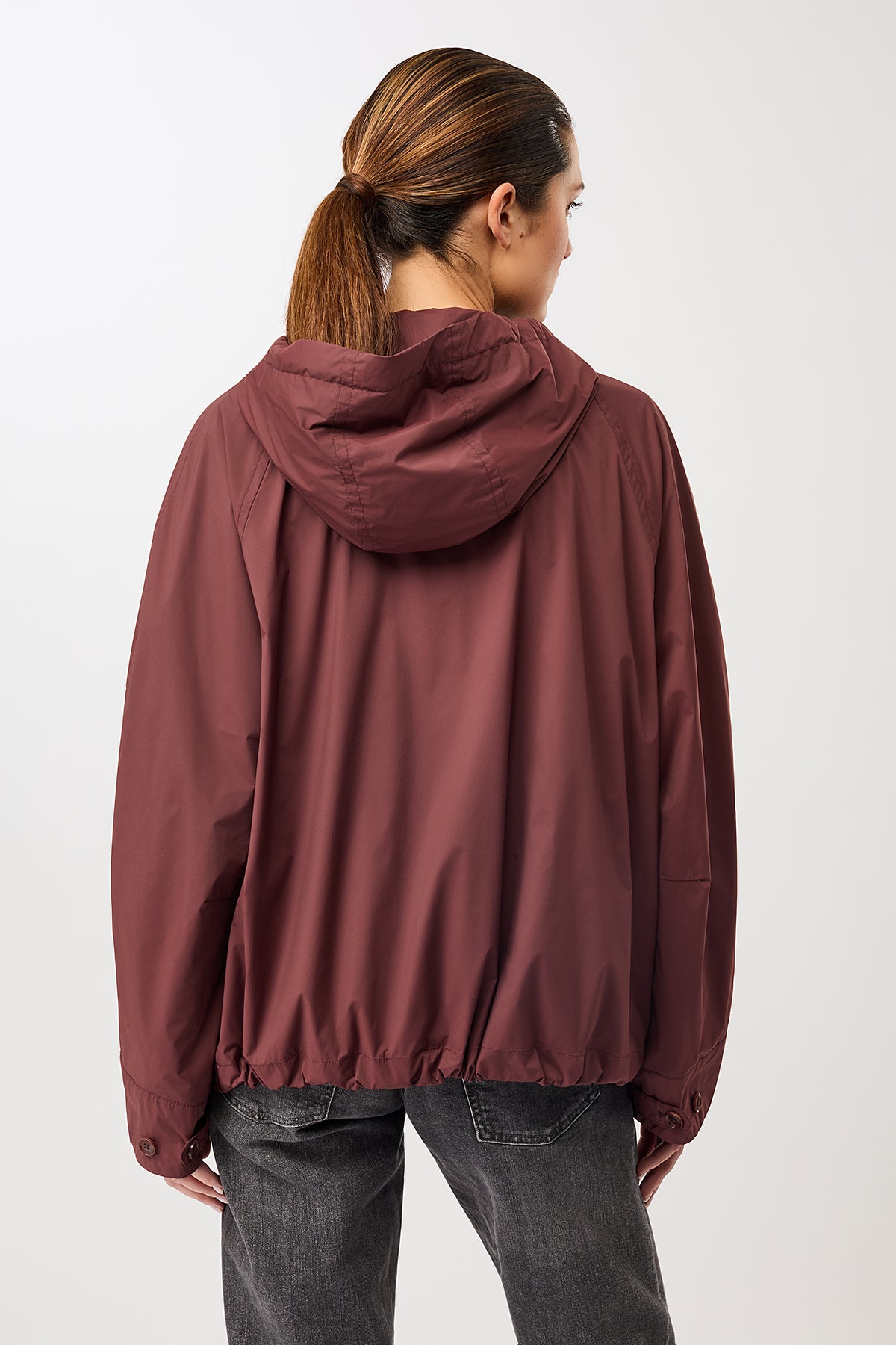 langerchen-modische-kapuzenjacke-mit-gro-en-taschen-rubywood image 4