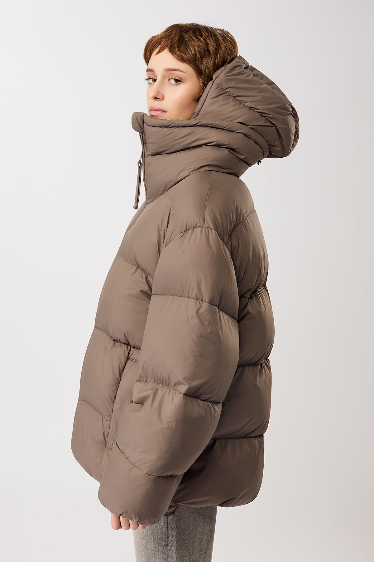 langerchen-steppjacke-concrete-mit-kapuze-damen-steppjacke image 1