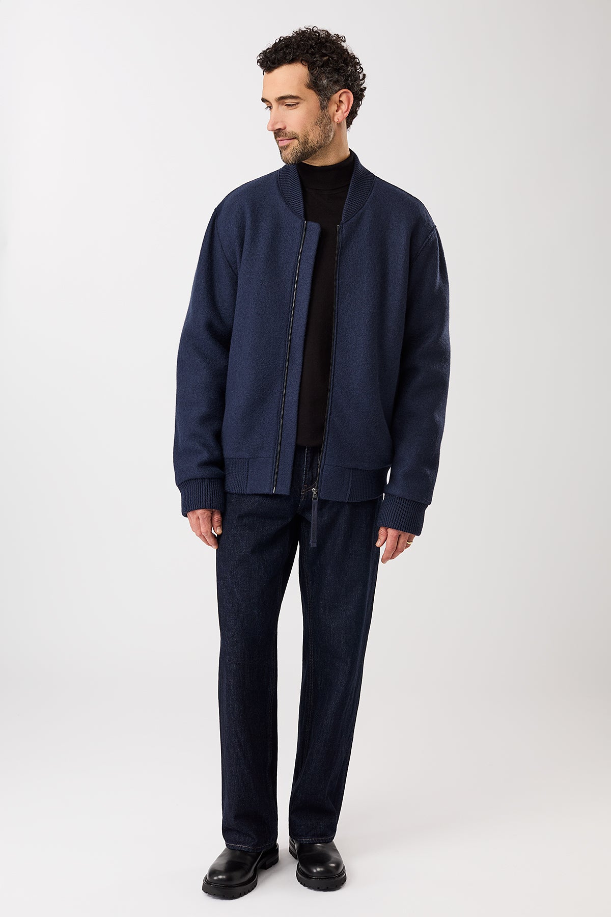 langerchen-bomberjacke-aus-bio-wolle-steel-blue-bomber-blau image 2