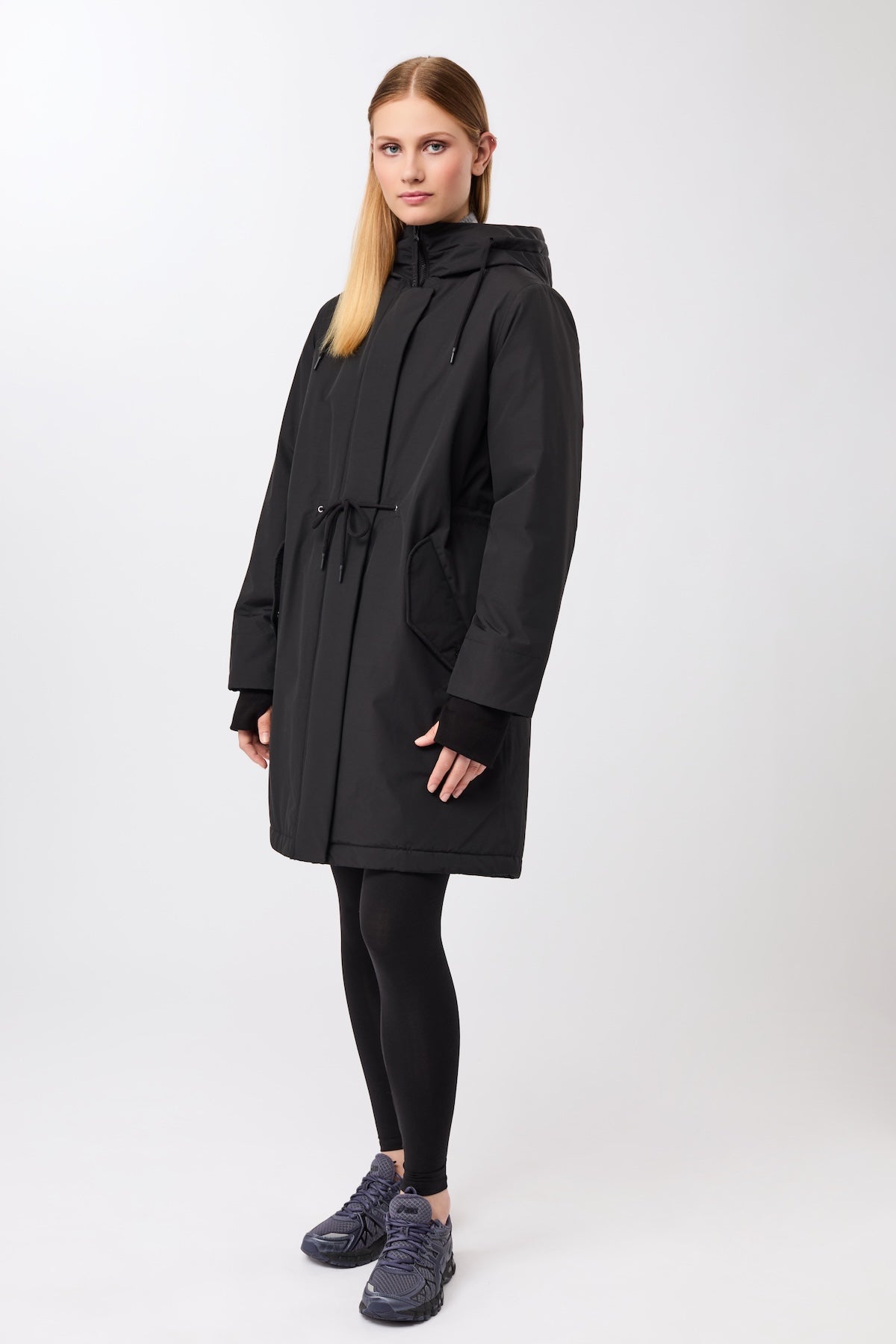 langerchen-parka-locker-geschnitten-wattiert-black-parka-schwarz image 4