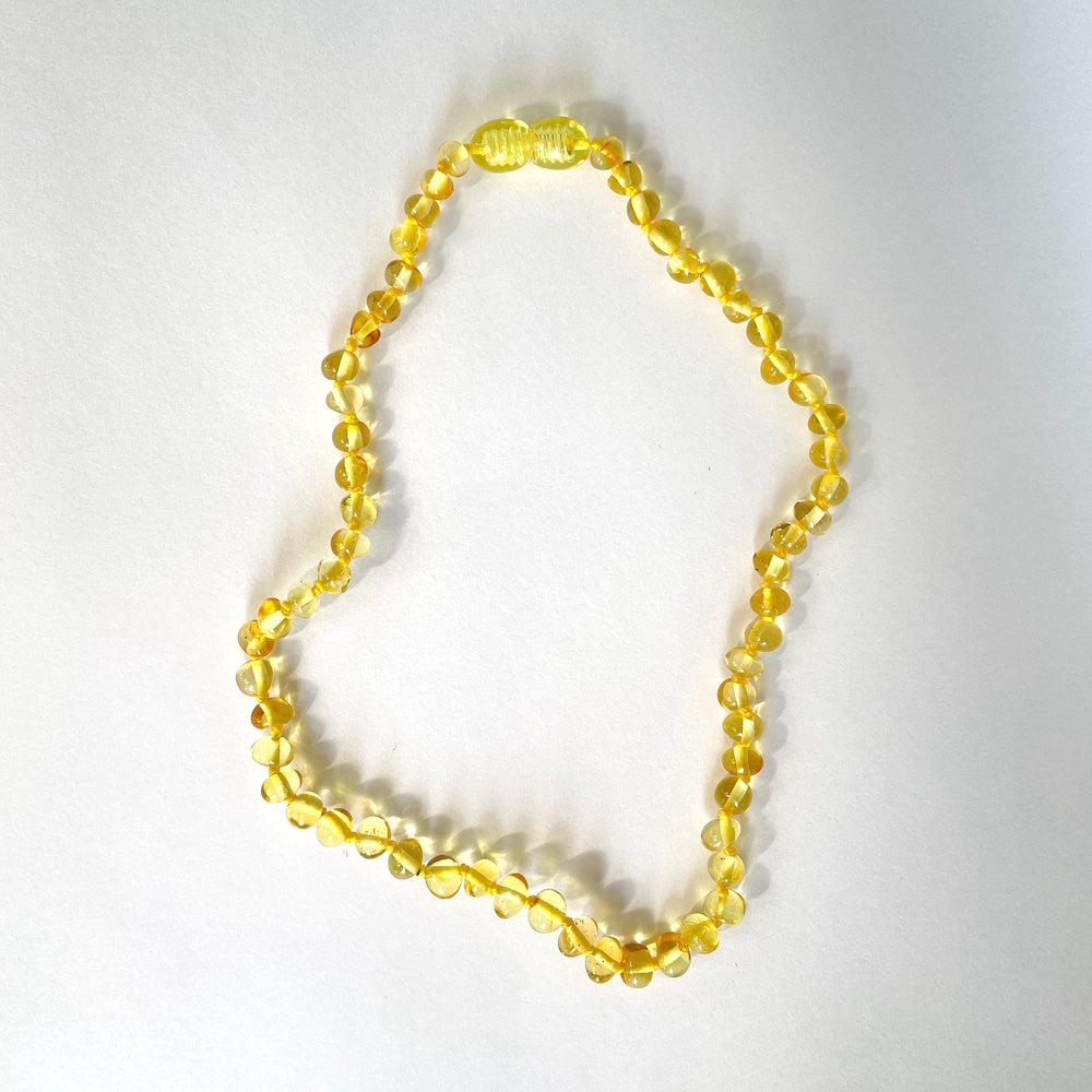 or-basics-baby-bernsteinkette-lemon-baltischer-bernstein image 4