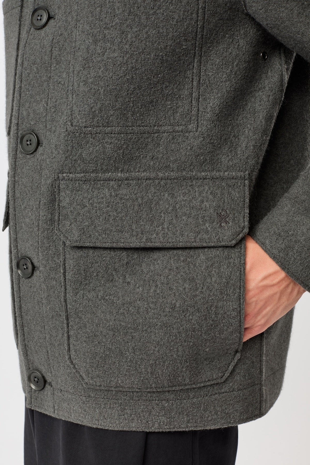 langerchen-field-jacket-aus-techno-felt-kurze-jacke-platinum image 3