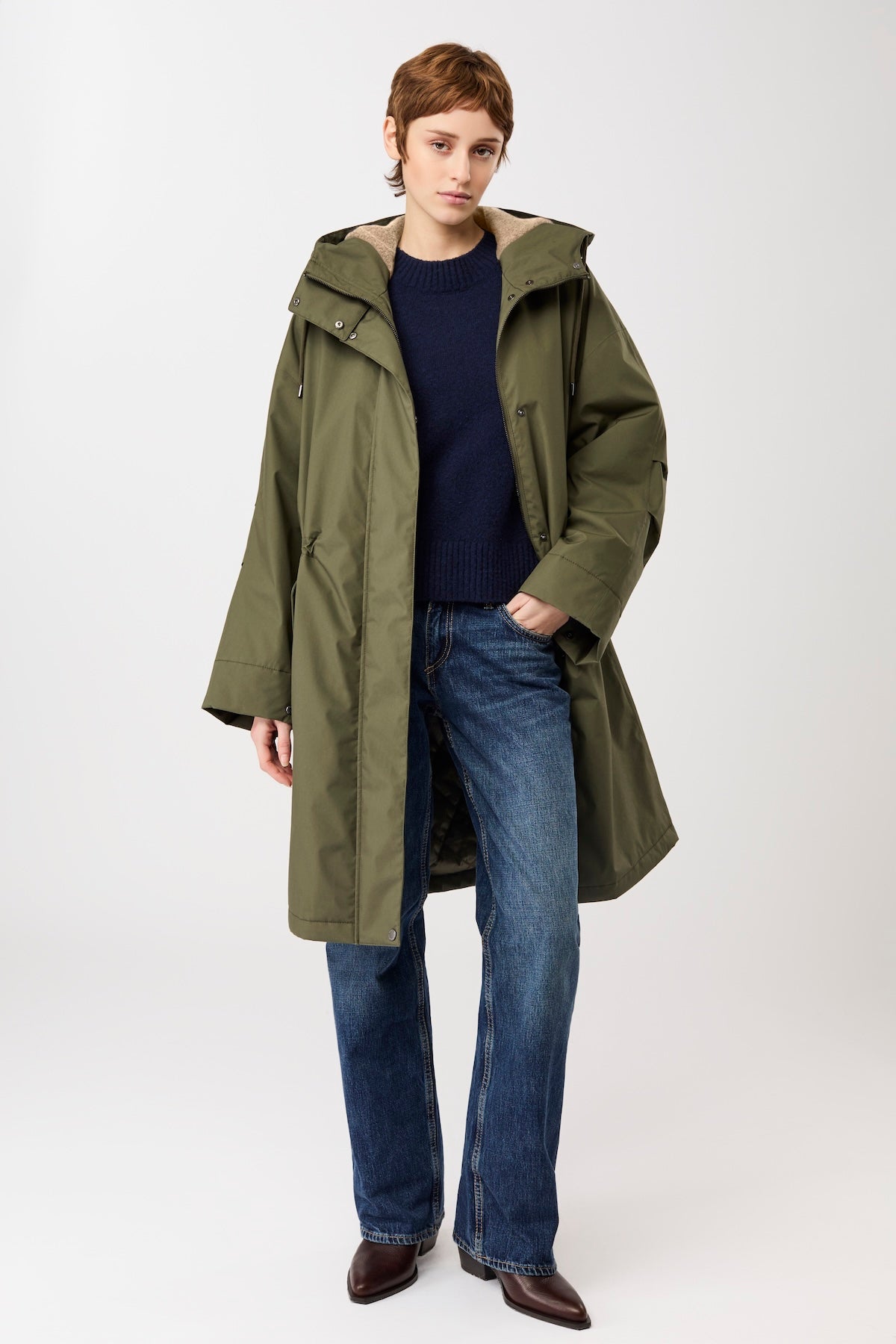 langerchen-langer-parka-leicht-wattiert-in-olive image 1