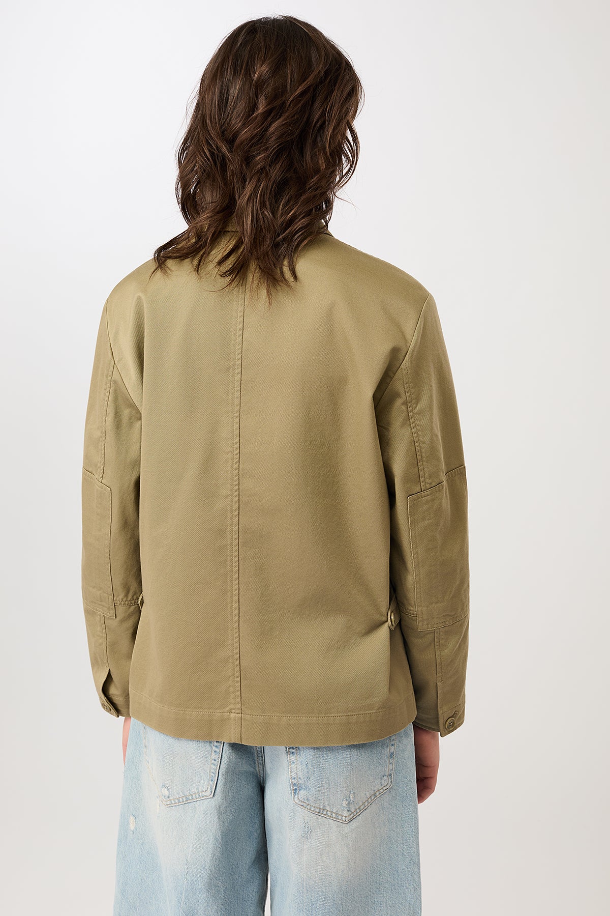 langerchen-kurze-jacke-mit-kn-pfen-leichte-jacke-in-breeze image 5