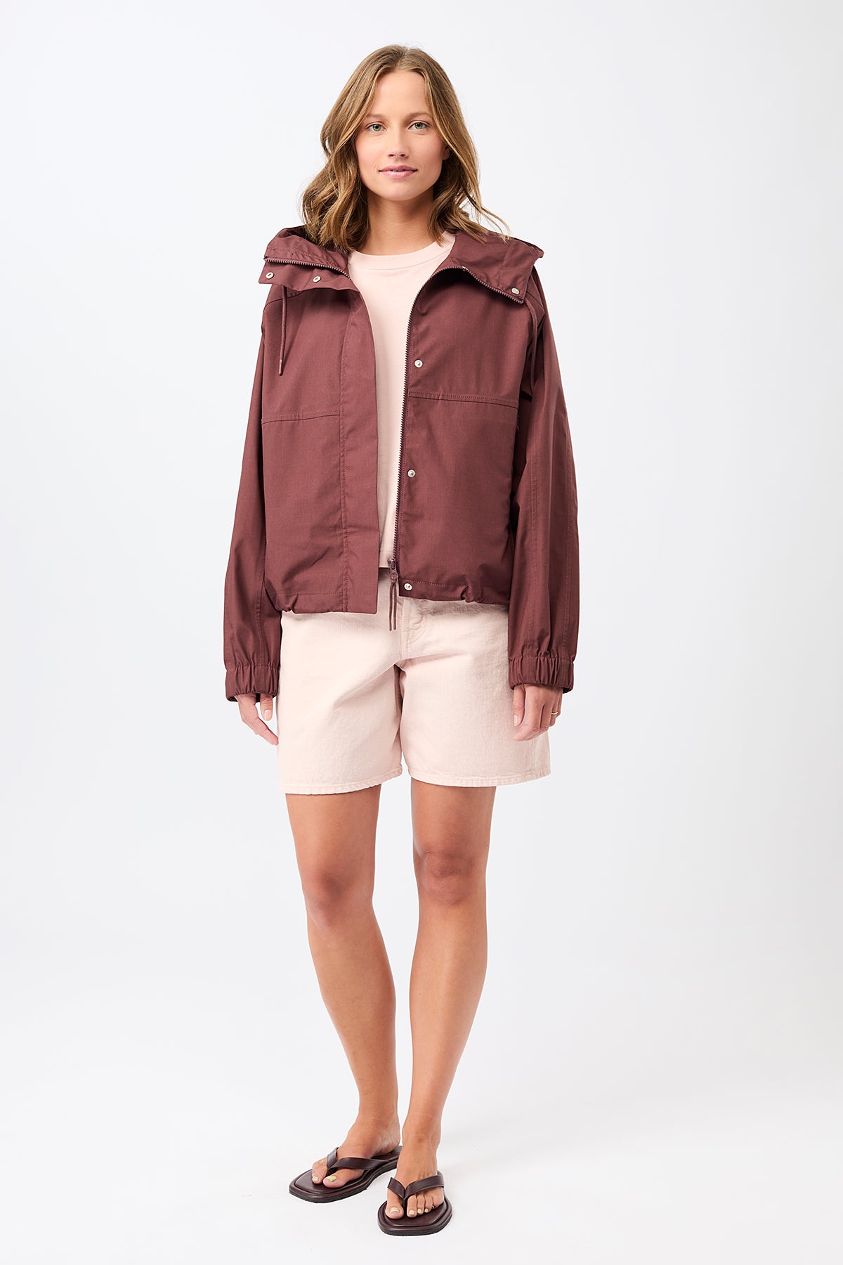 langerchen-kurze-regenjacke-mit-reissverschlusstasche-rubywood image 6