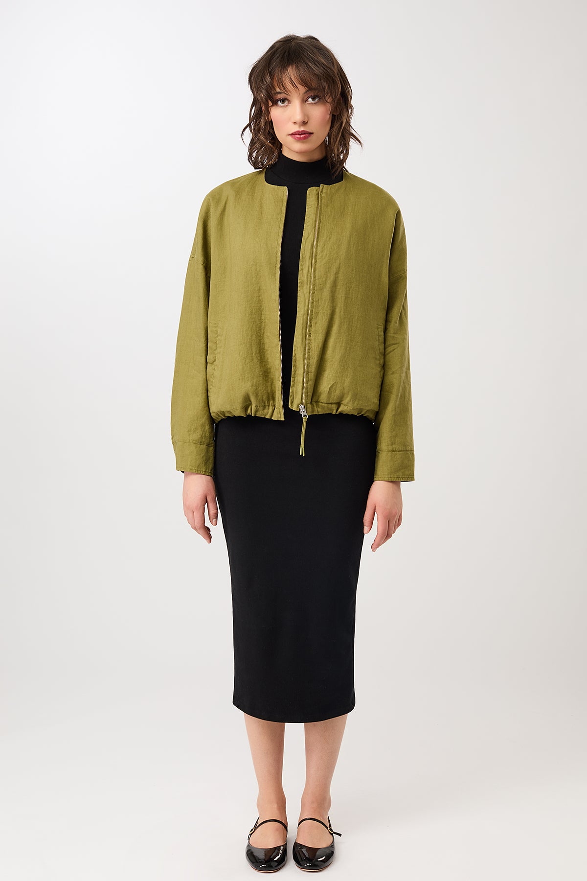 langerchen-rundhals-bomberjacke-mit-leistentasche-green-olive image 6