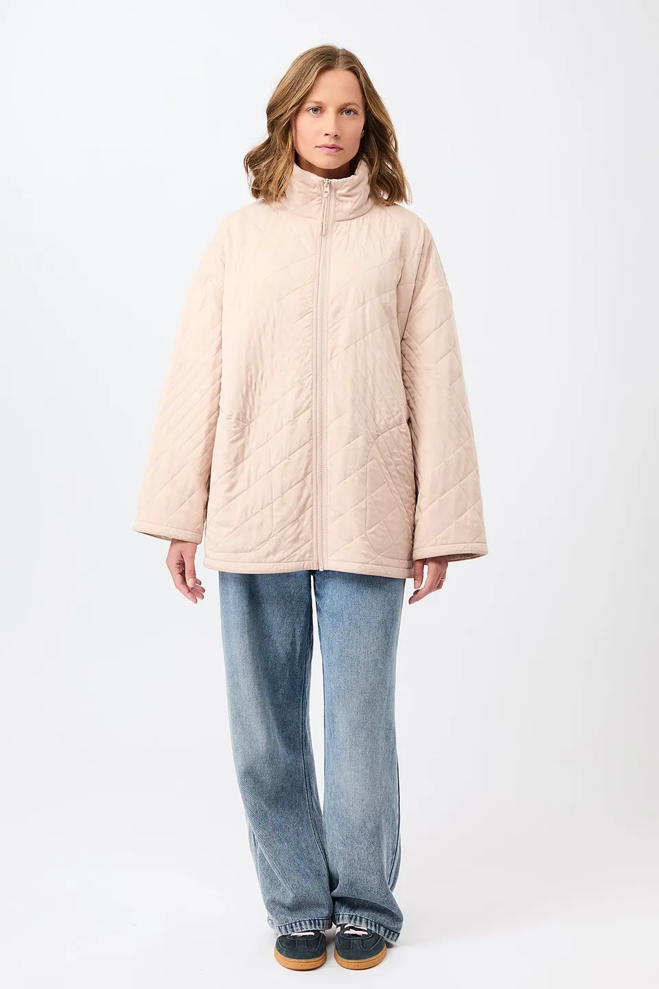 langerchen-gesteppte-jacke-aus-tencel-blush-mit-stehkragen image 1