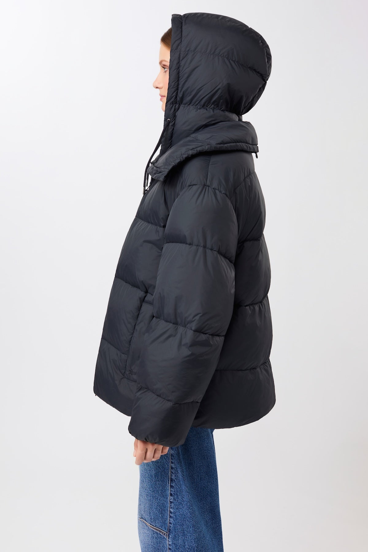 langerchen-steppjacke-mit-kragen-und-abnehmbarer-kapuze-steppjacke-in-midnight image 3
