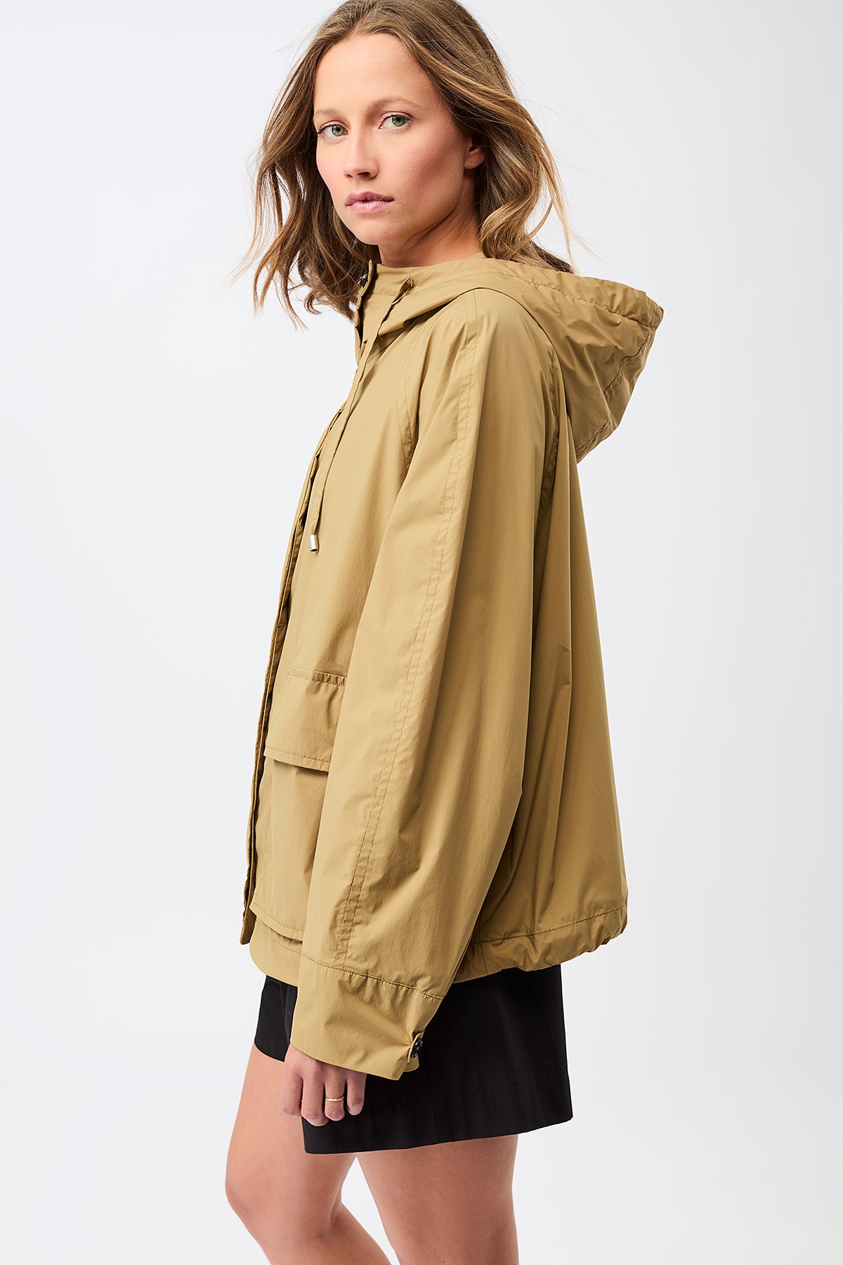 langerchen-kapuzenjacke-mit-gro-en-taschen-blouson-in-breeze image 5