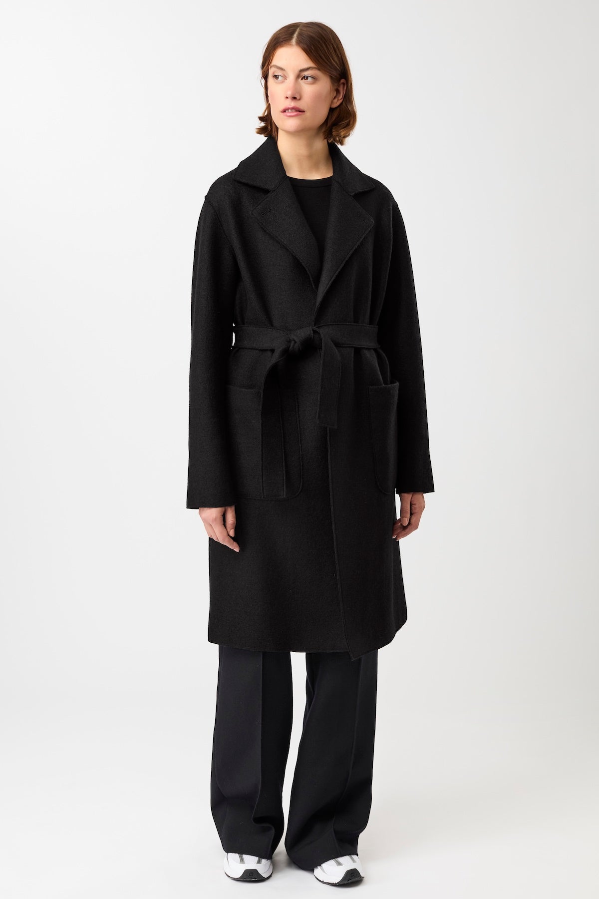 langerchen-kurzer-mantel-zum-binden-black-gekochte-bio-wolle image 1