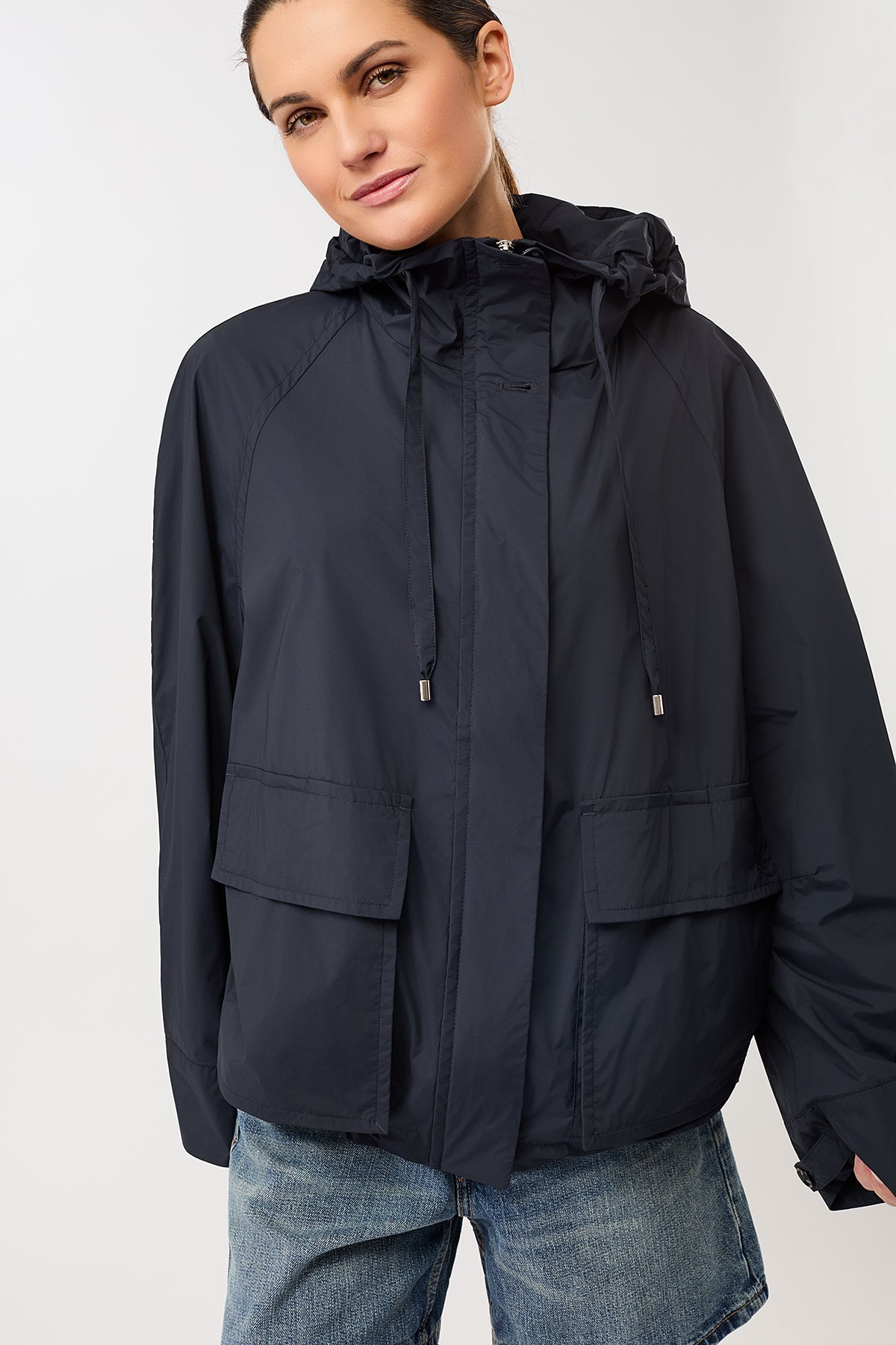 langerchen-kapuzenjacke-mit-gro-en-taschen-blouson-navy-blau image 2