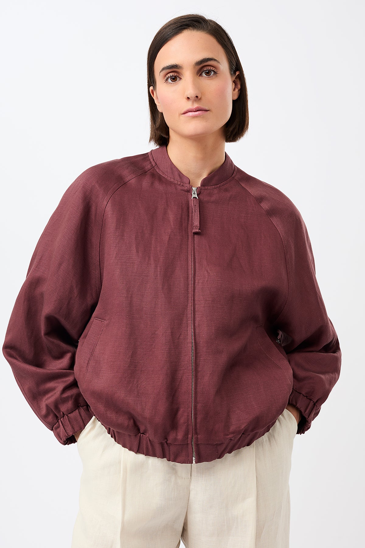 langerchen-bomberjacke-aus-tencel-rubywood image 1
