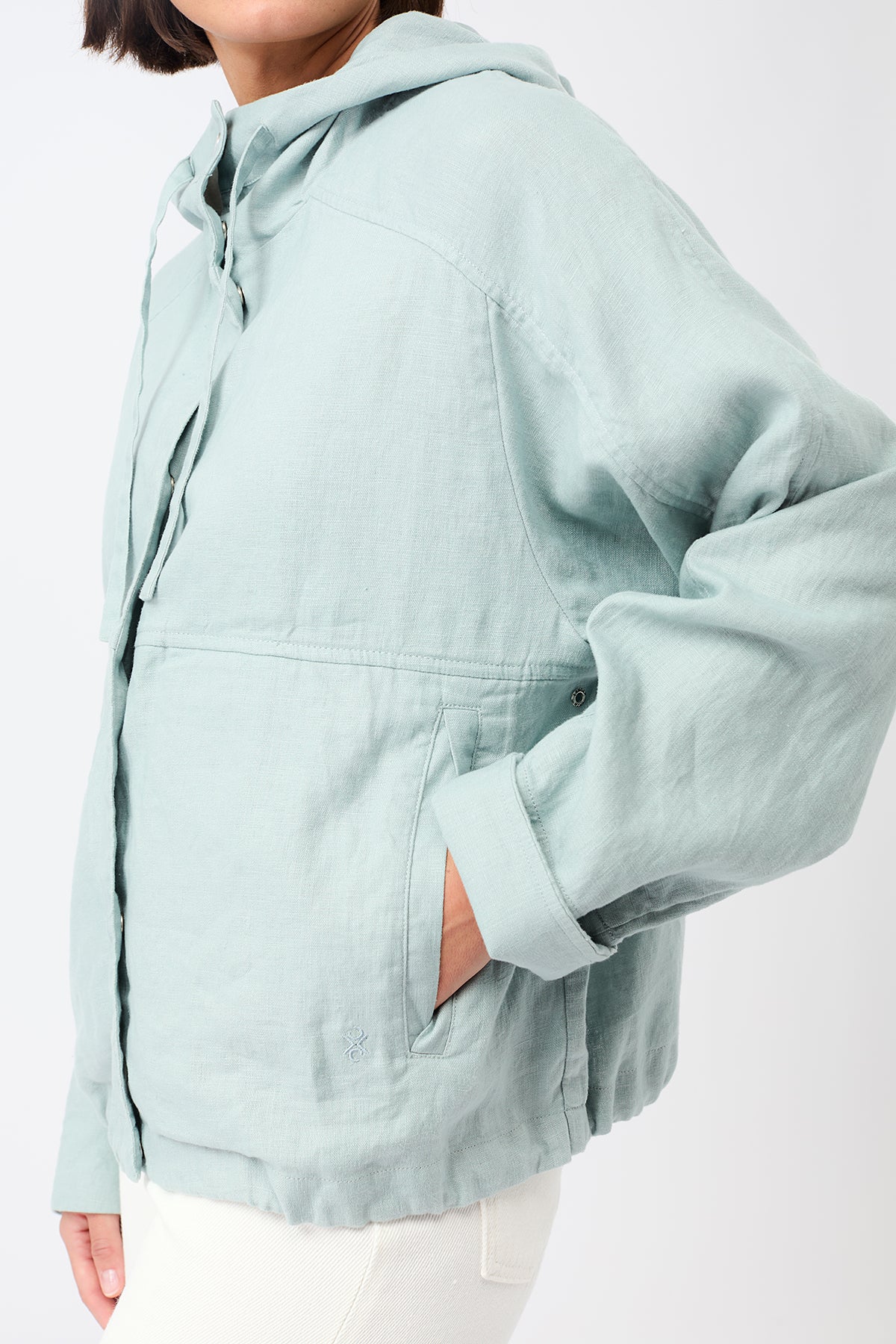 langerchen-lockere-jacke-mit-kordelzug-kapuze-flow-leinen image 4