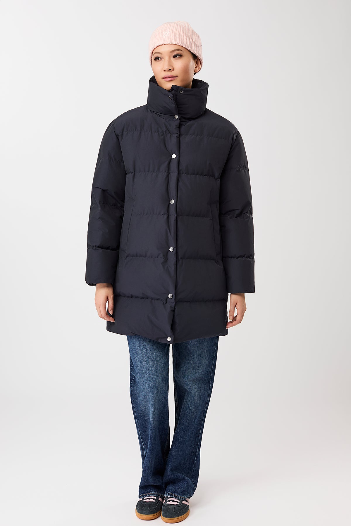 langerchen-jacke-mit-stehkragen-aus-eco-daune-navy image 1