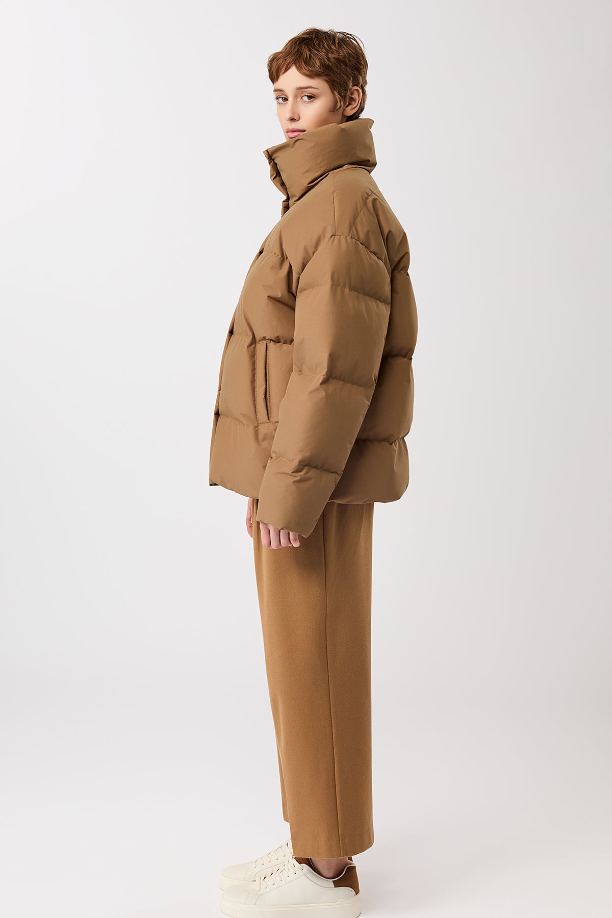 langerchen-gesteppte-jacke-aus-eco-daune-mit-stehkragen-oak image 3