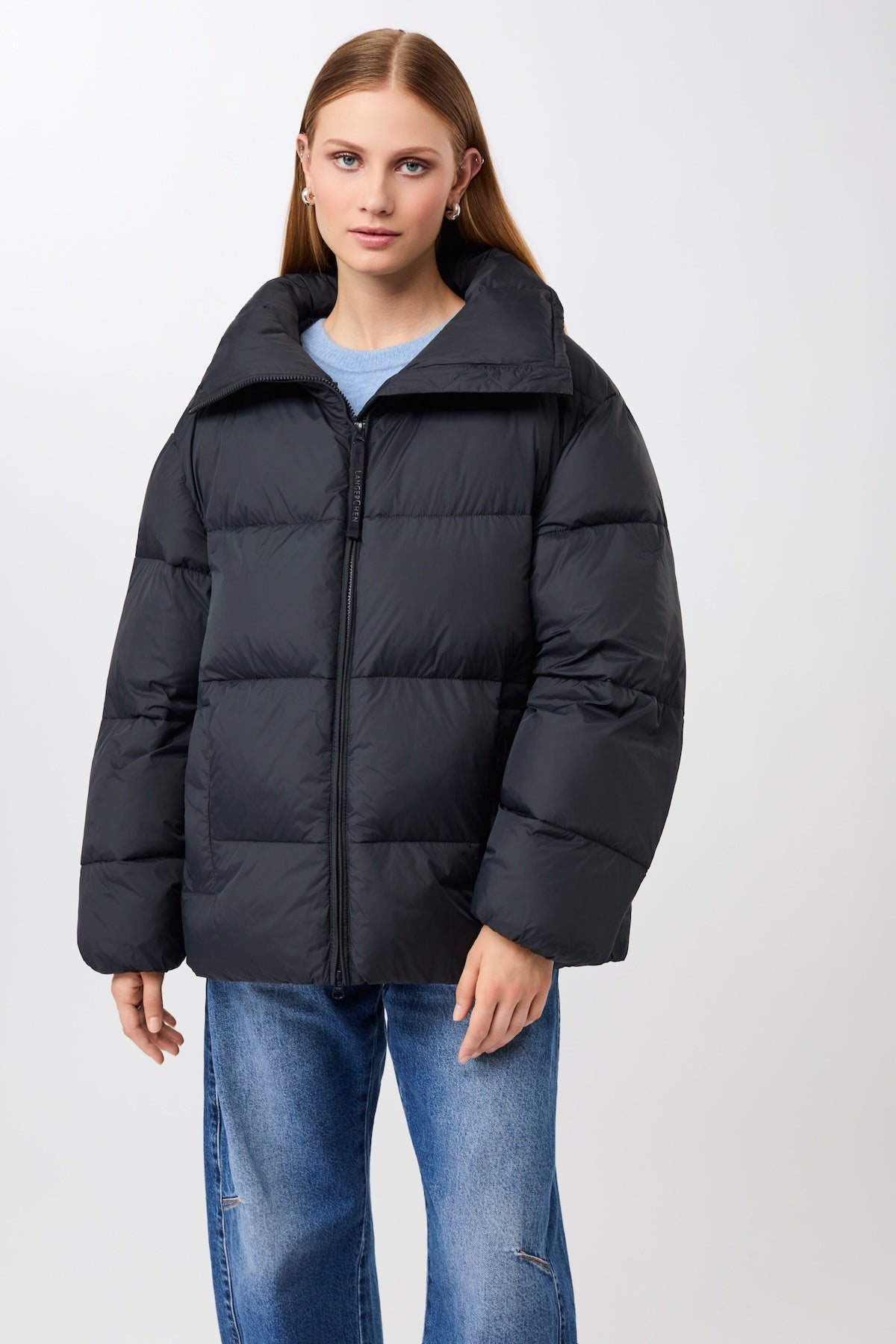 langerchen-steppjacke-mit-kragen-und-abnehmbarer-kapuze-steppjacke-in-midnight image 1