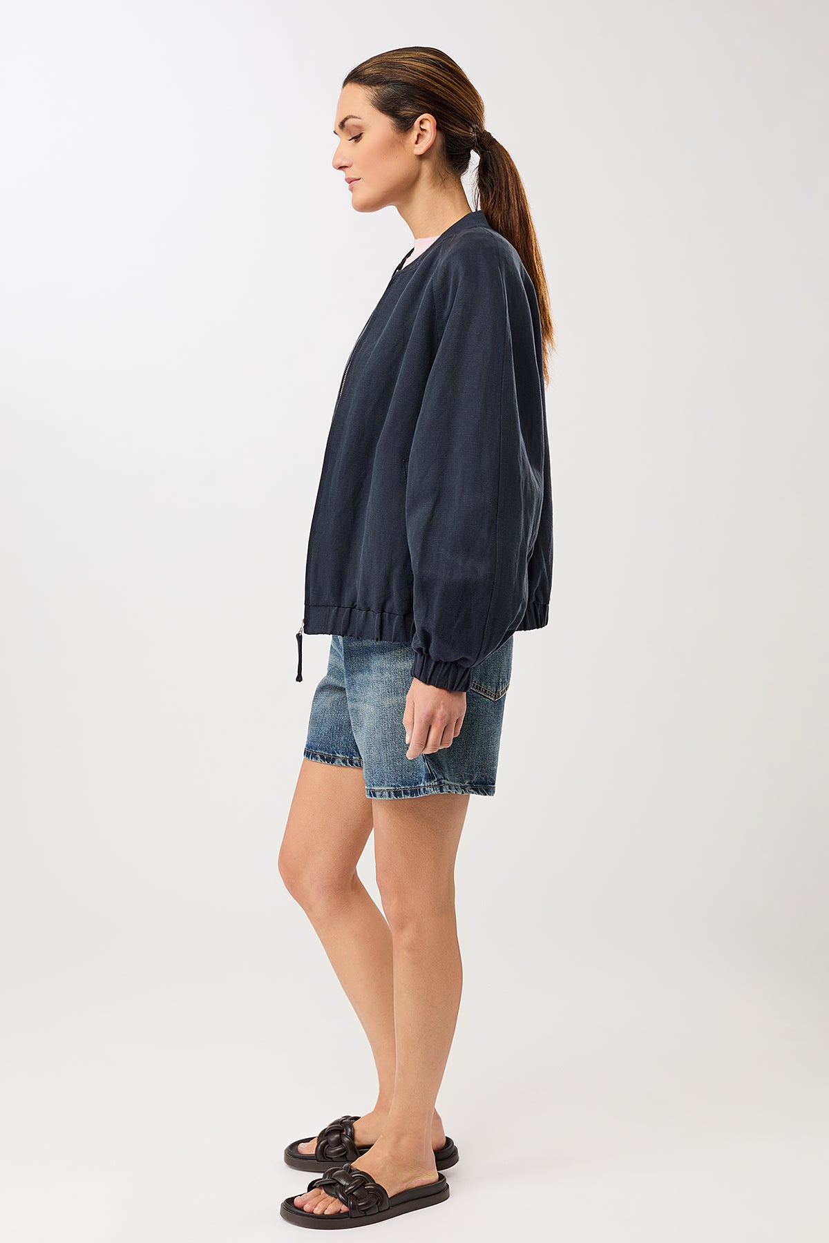 langerchen-bomberjacke-aus-tencel-blouson-in-navy-blau image 3