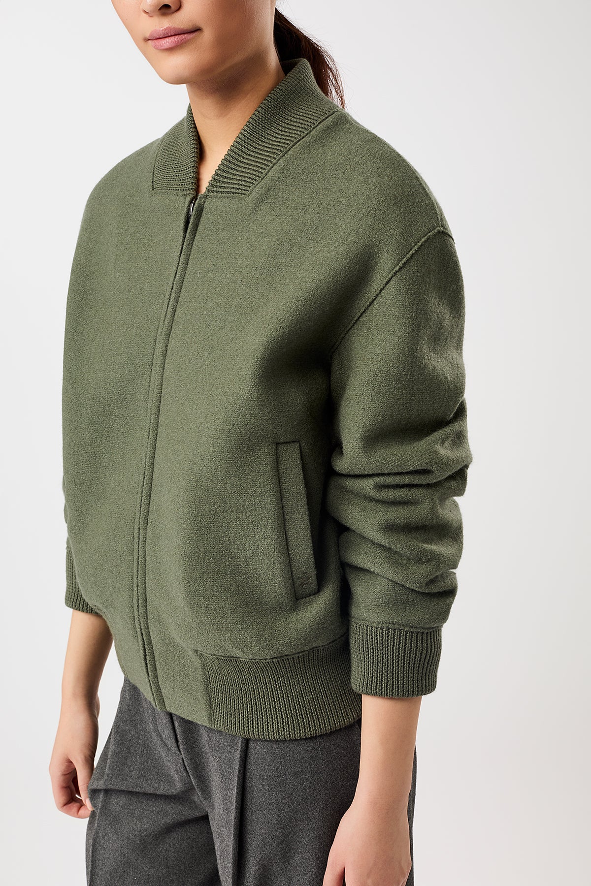 langerchen-90er-bomberjacke-sencha-gr-n-aus-bio-wollwalk image 6