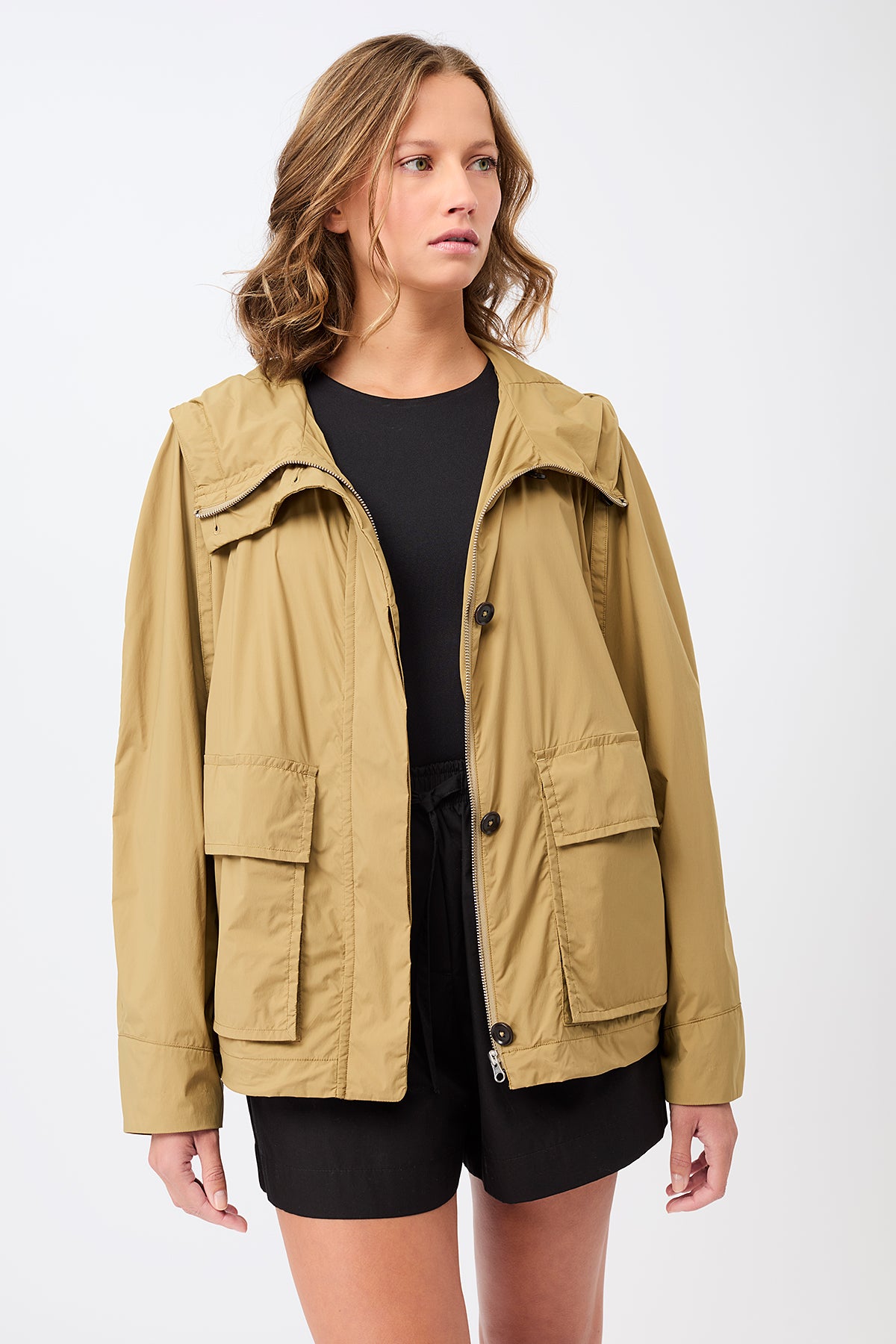 langerchen-kapuzenjacke-mit-gro-en-taschen-blouson-in-breeze image 3