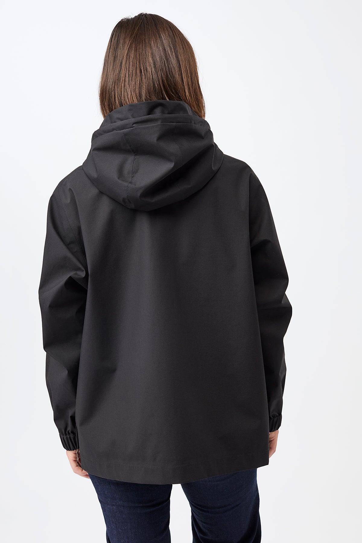 langerchen-kapuzenjacke-mit-falten-am-arm-kurze-jacke-in-black image 3